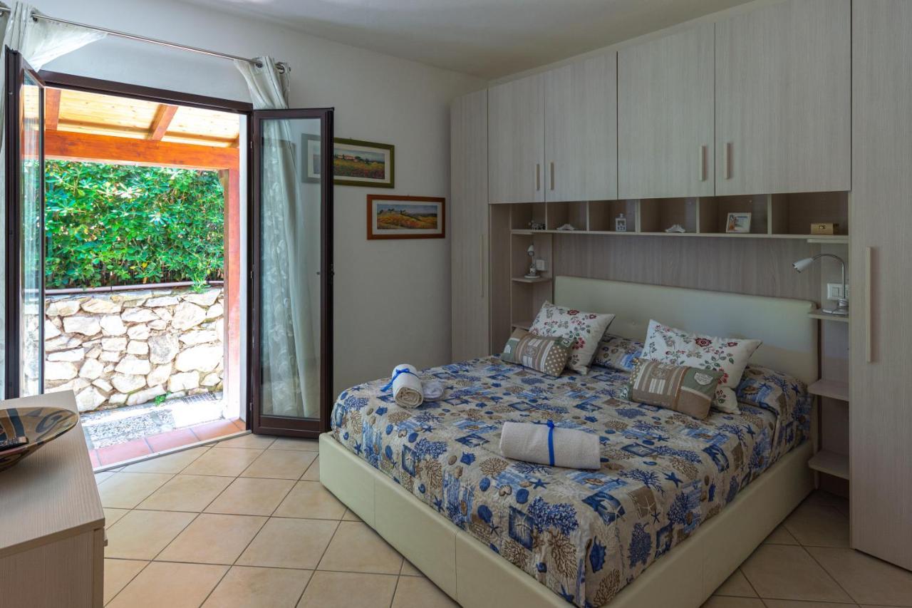 Elbaloves Appartaments Villa Capoliveri  Bagian luar foto