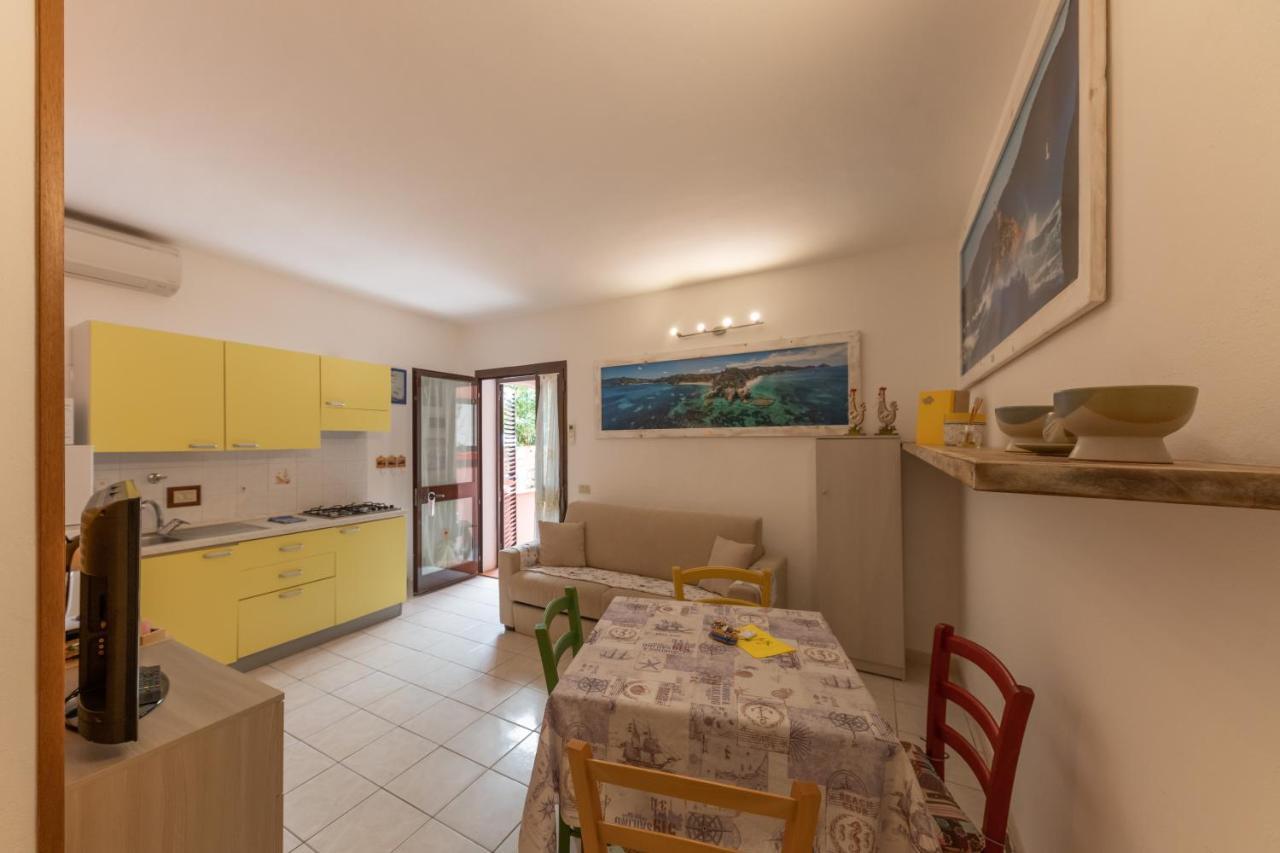 Elbaloves Appartaments Villa Capoliveri  Bagian luar foto