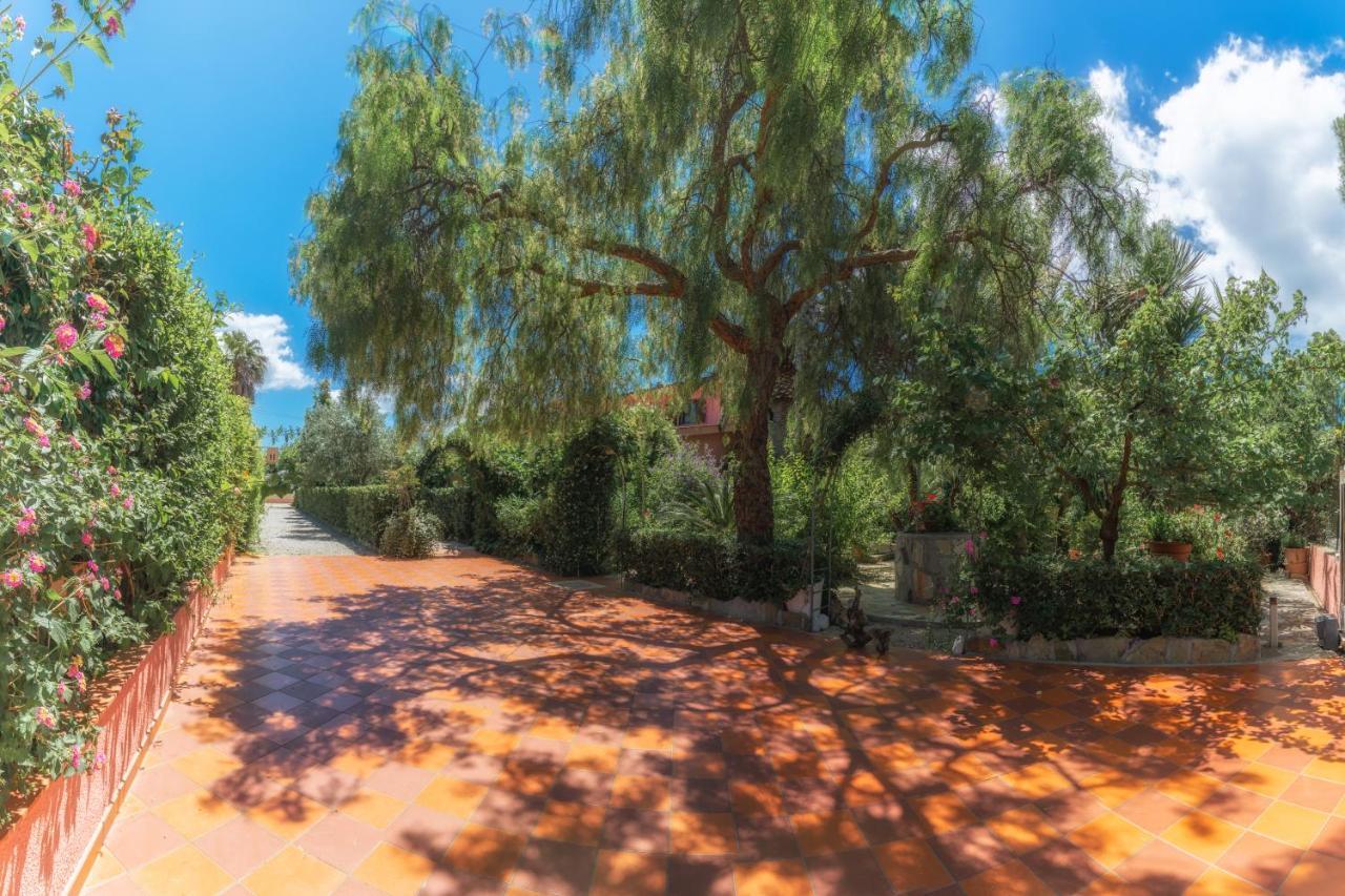 Elbaloves Appartaments Villa Capoliveri  Bagian luar foto