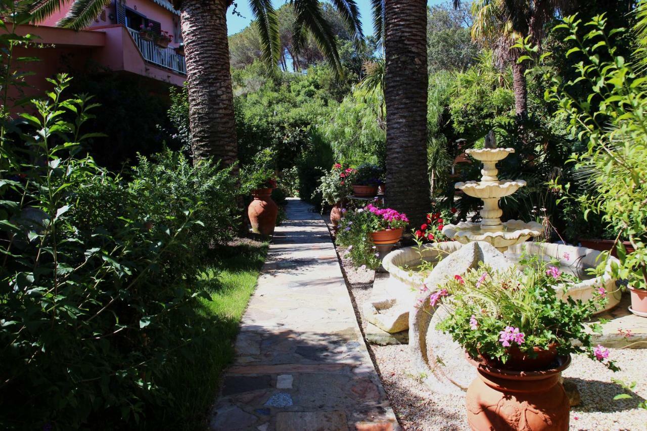 Elbaloves Appartaments Villa Capoliveri  Bagian luar foto