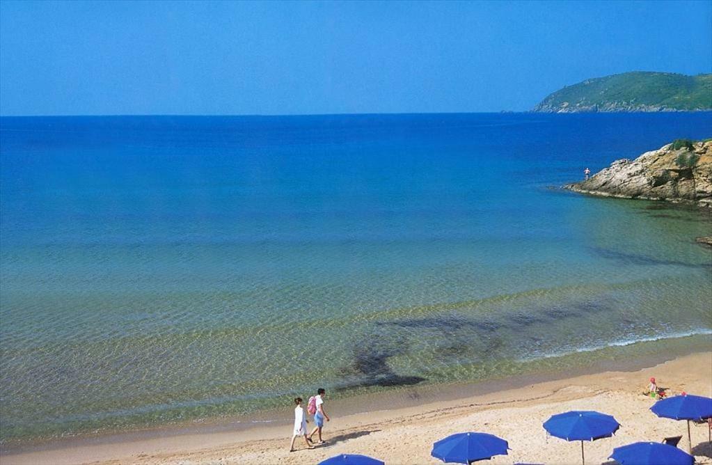 Elbaloves Appartaments Villa Capoliveri  Bagian luar foto