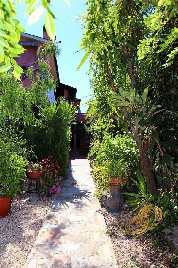 Elbaloves Appartaments Villa Capoliveri  Bagian luar foto