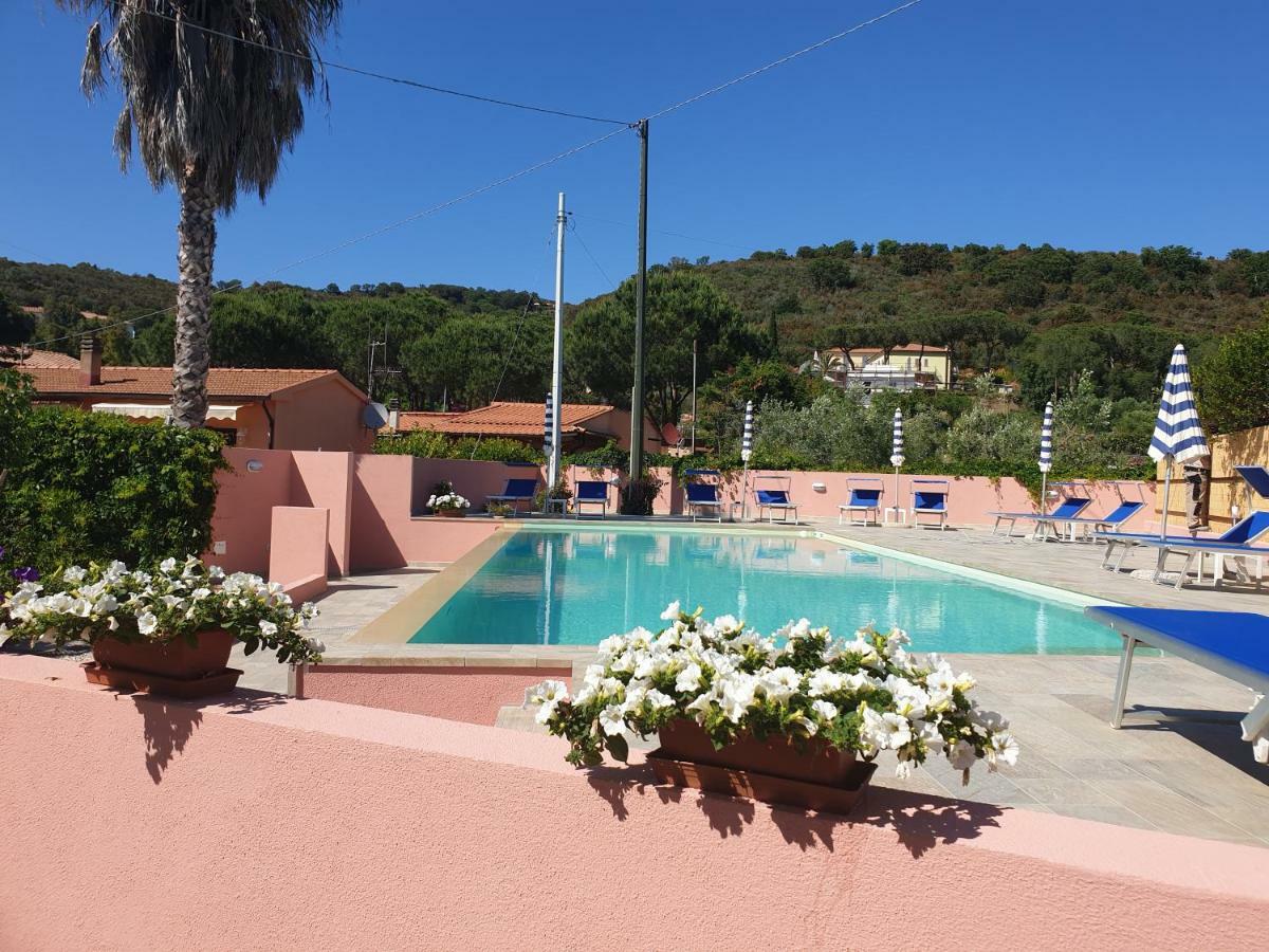 Elbaloves Appartaments Villa Capoliveri  Bagian luar foto